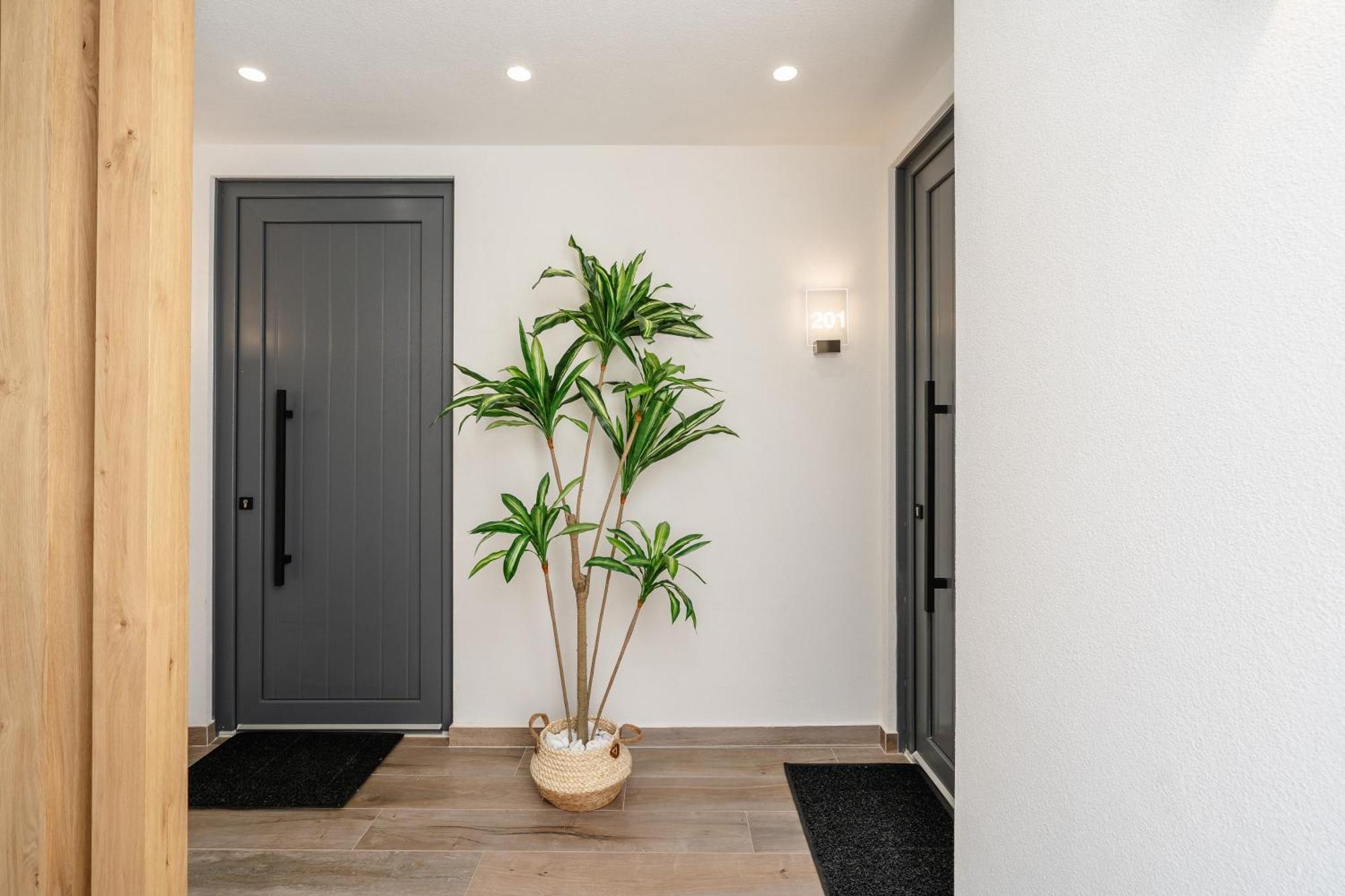 Legato Spa Suites Naxos City エクステリア 写真