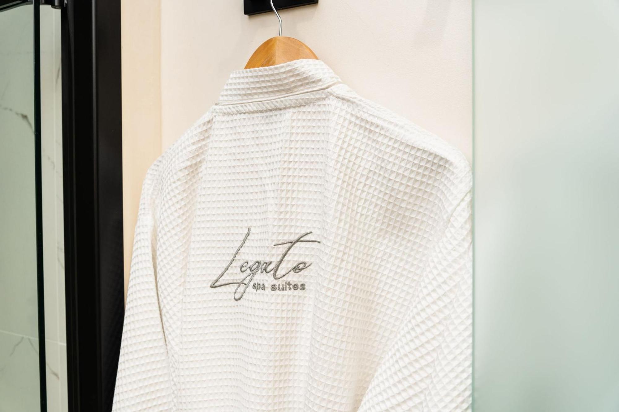 Legato Spa Suites Naxos City エクステリア 写真