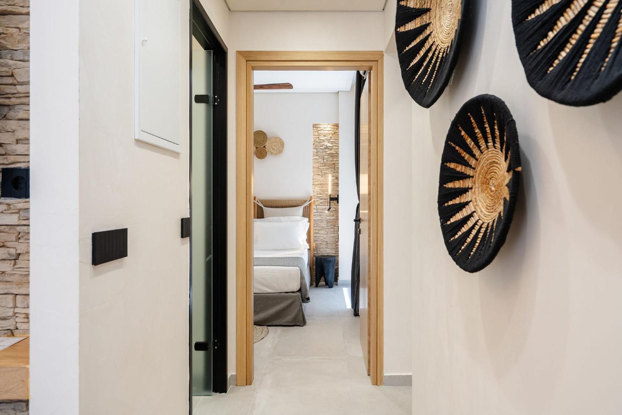 Legato Spa Suites Naxos City エクステリア 写真